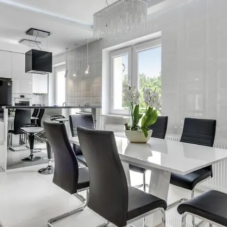 Niepodleglosci Appartement *